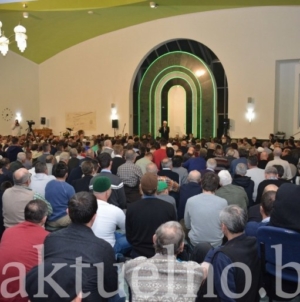 Centralna bajramska svečanost Muftijstva tuzlanskog u Džamiji “Kralj Abdullah”