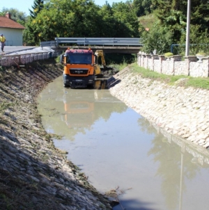 U ponedjeljak počinje čišćenje neregulisanog korita rijeke Jale u Gornjoj Tuzli