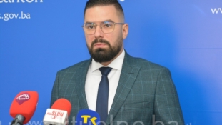Teorije zavjere, lobiji ili nešto treće: Ministar Bećirović otvoreno i bez dlake na jeziku o Aerodromu Tuzla VIDEO