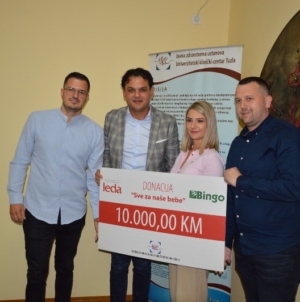 Porodilištu UKC Tuzla uručena donacija od 10.000 KM