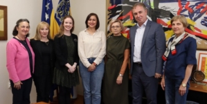 Predsjedavajuća Gradskog vijeća Tuzle sastala se sa predstavnicama Ambasade Australije u Beču i Udruženja Snaga žene