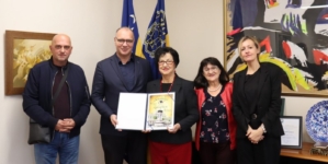 Gradonačelniku Lugaviću uručena zahvalnica za podršku UG “Sevdalije”