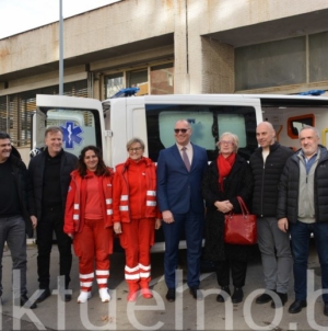 Grad Tuzla donirao sanitetsko vozilo za Službu hitne medicinske pomoći JZNU Dom zdravlja Tuzla