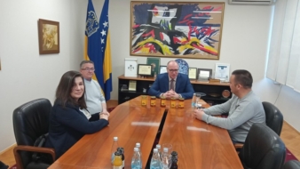 Gradonačelnik Lugavić primio predstavnike Pčelarskog društva “Nektar” Tuzla