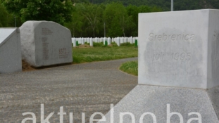 Obilježena 29. godišnjica genocida u Srebrenici, klanjana dženaza i obavljen ukop 14 žrtava genocida 