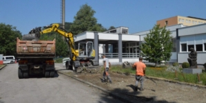 Cestotehnik Tuzla započeo radove na unapređenju infrastrukture Klinike za dječije bolesti UKC-a Tuzla