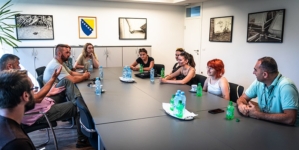 Mladi iz Srbije i Crne Gore boravili u posjeti Memorijalnom centru Srebrenica