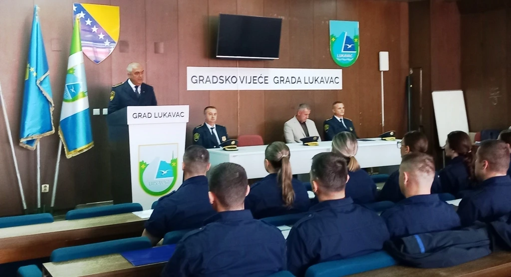 Uprava policije MUP TK-a bogatija za 20 mlađih inspektora