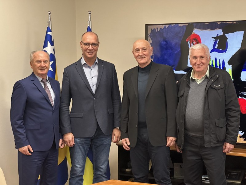 Gradonačelnik Lugavić sastao se s predstavnicima Stranke penzionera/umirovljenika BiH