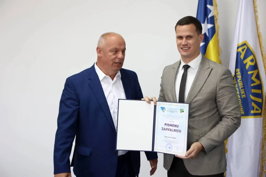 Uručena priznanja za angažman u organizaciji ovogodišnje centralne manifestacije Dana ARBiH